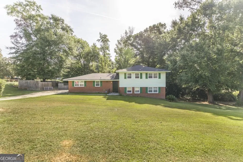 4404 Fairfax DR Macon, GA 31206