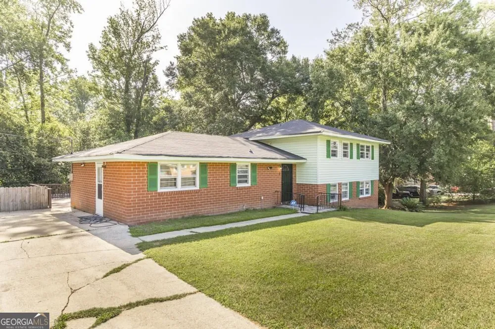 4404 Fairfax DR Macon, GA 31206