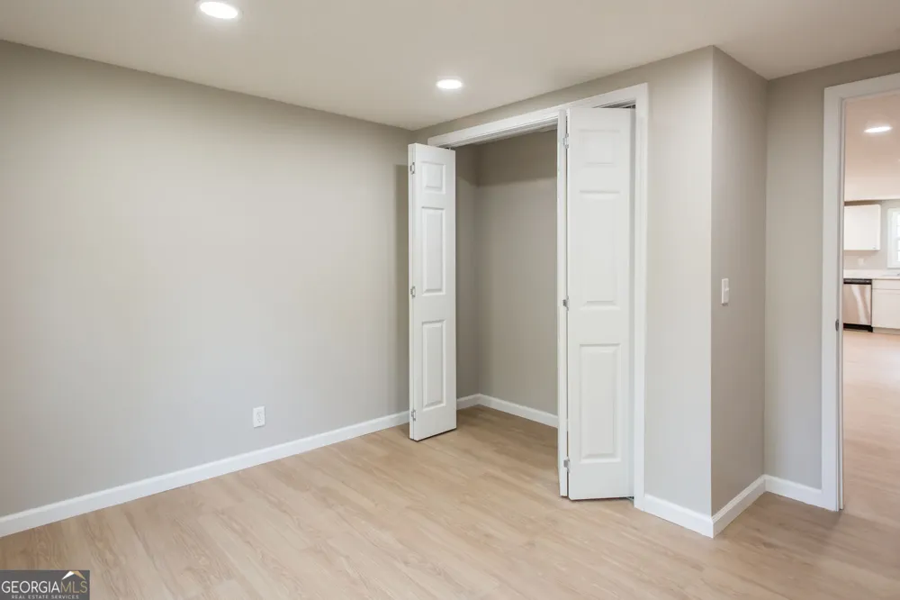 2409 Adams ST Waycross, GA 31501