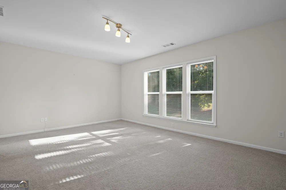 807 Eagle DR Griffin, GA 30223