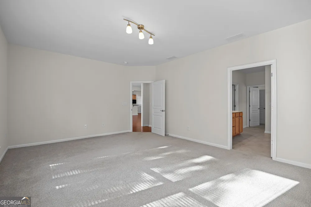 807 Eagle DR Griffin, GA 30223