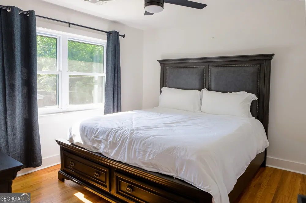 280 W Lake DR NW Atlanta, GA 30314