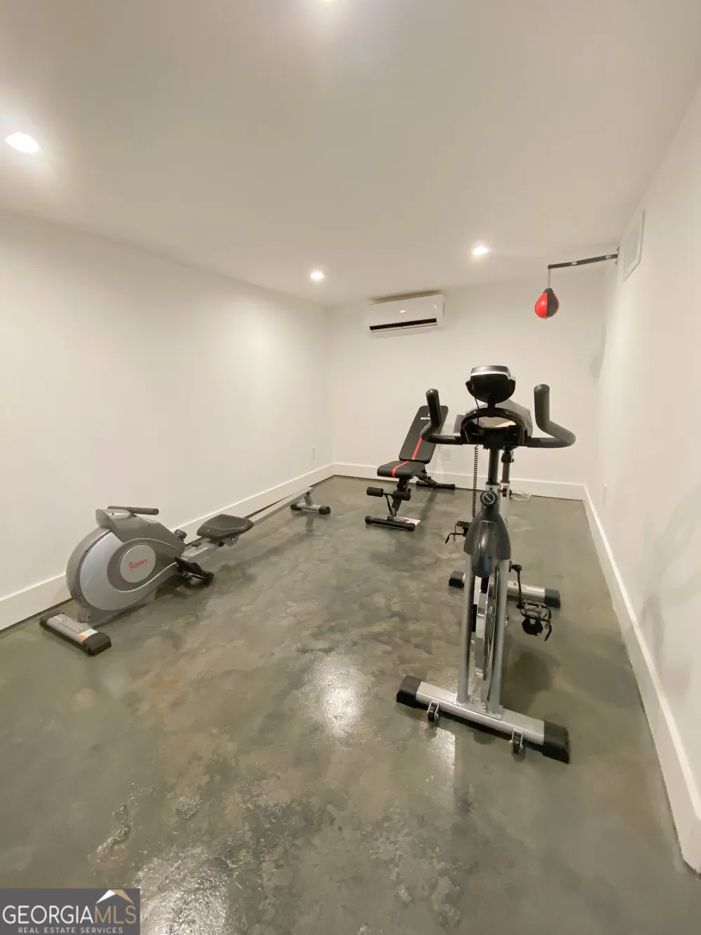 280 W Lake DR NW Atlanta, GA 30314