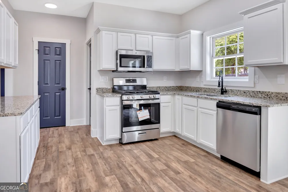 15 Kestrel CIR Covington, GA 30014