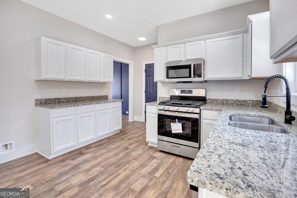 15 Kestrel CIR Covington, GA 30014