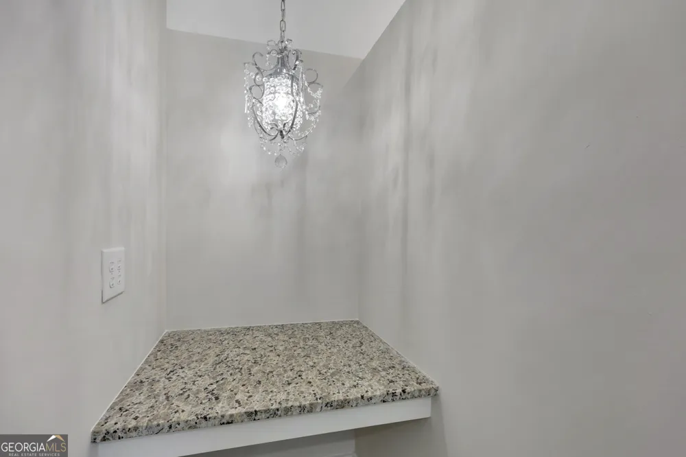 15 Kestrel CIR Covington, GA 30014