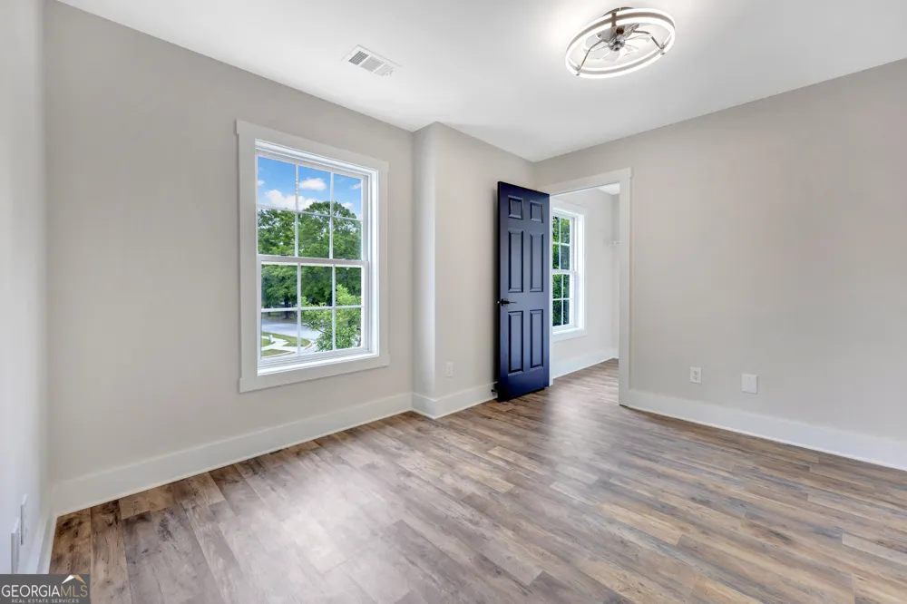 15 Kestrel CIR Covington, GA 30014