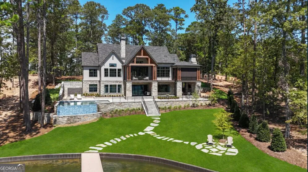 3274A Dunlap DR Gainesville, GA 30506