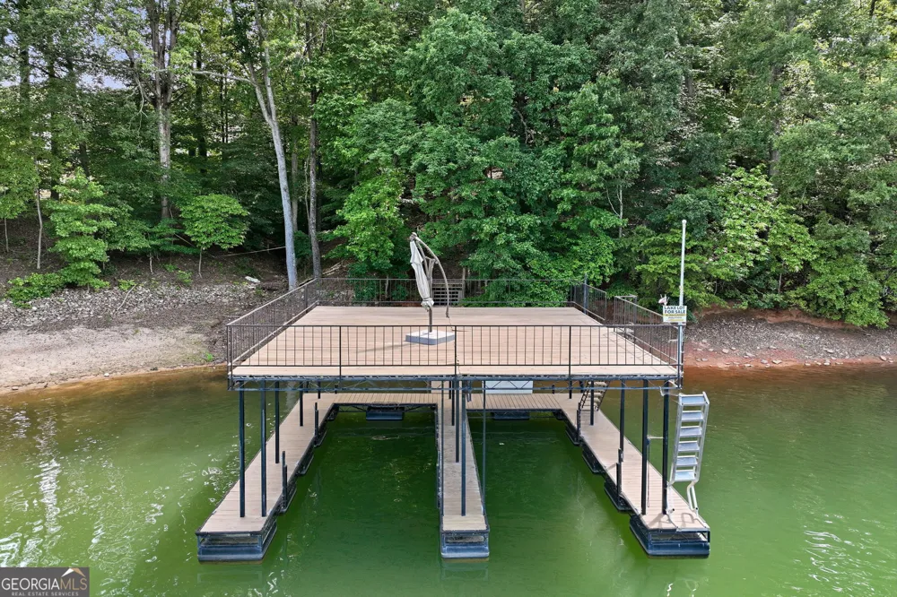 3274A Dunlap DR Gainesville, GA 30506