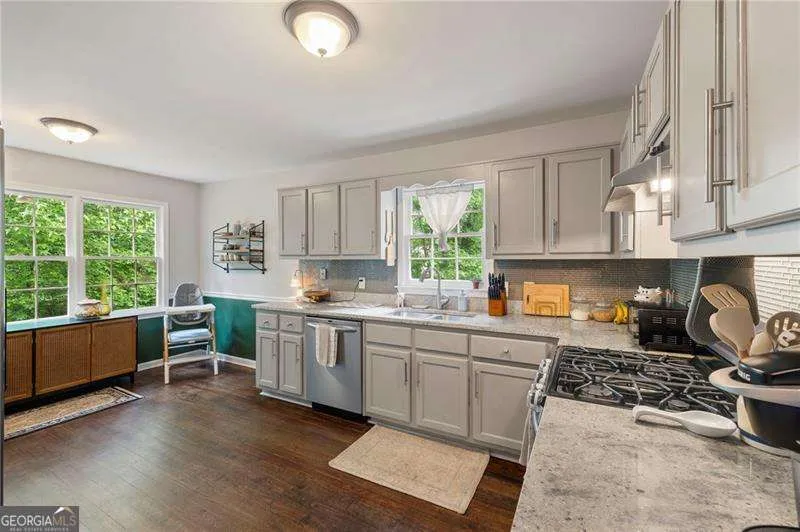 193 Preston PL NW Dallas, GA 30157
