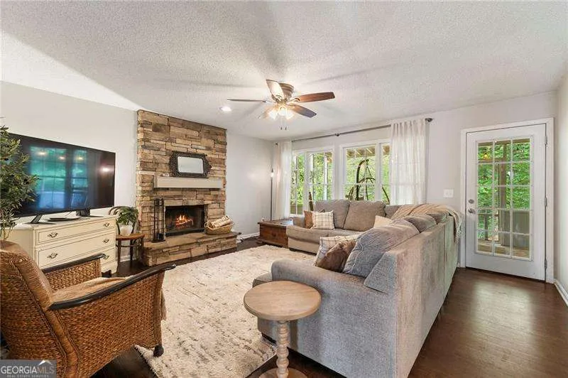 193 Preston PL NW Dallas, GA 30157