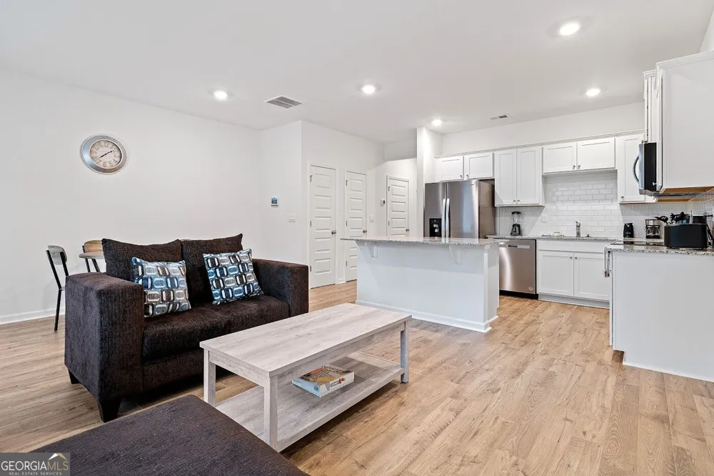 1396 Sweetshrub PL NW Atlanta, GA 30318