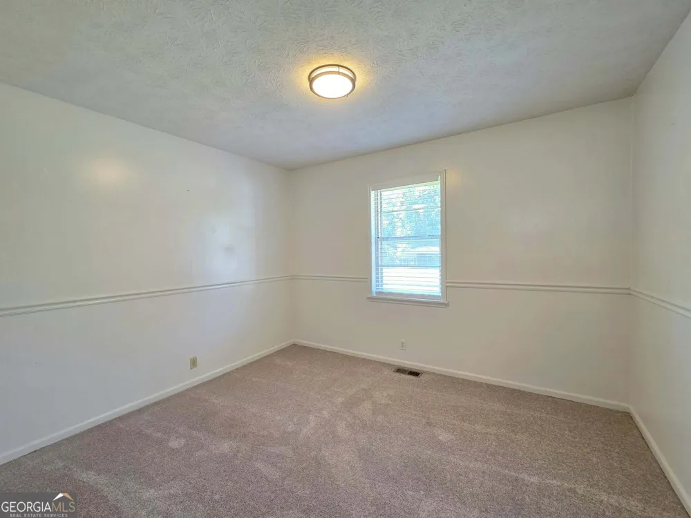211 Wheeless RD Thomaston, GA 30286