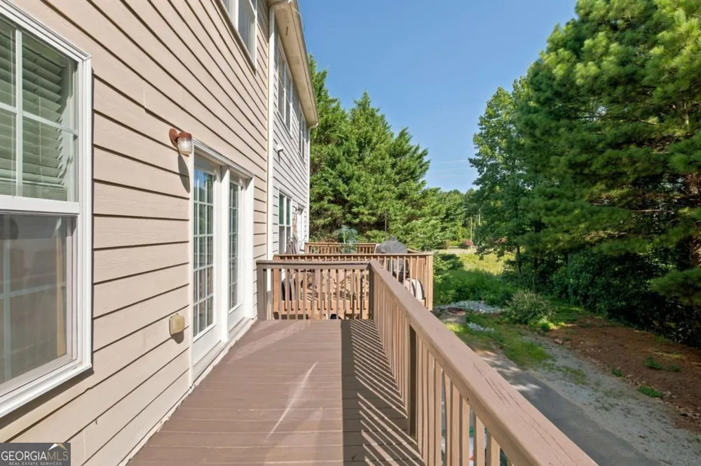 2747 Cedar DR Lawrenceville, GA 30043