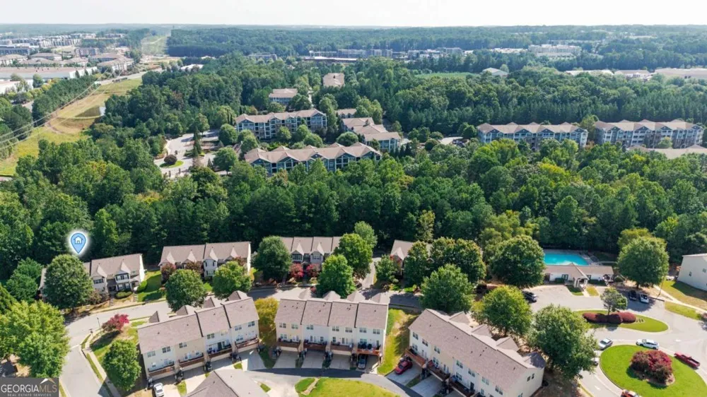 2747 Cedar DR Lawrenceville, GA 30043