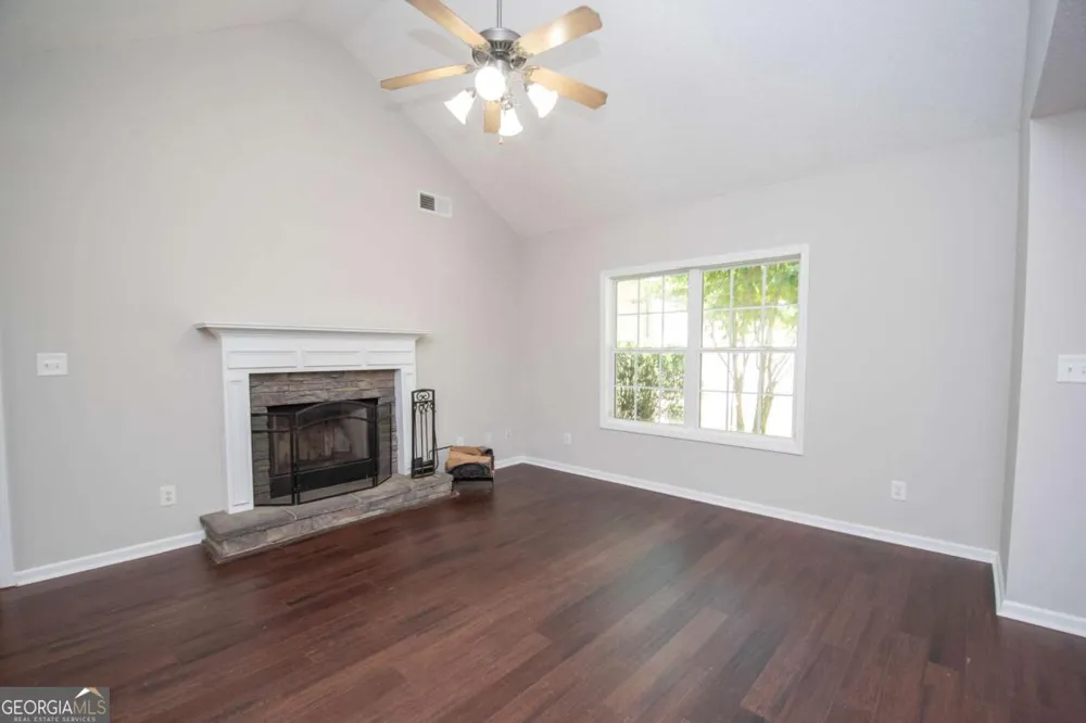10 Walton Woods CT Newnan, GA 30263