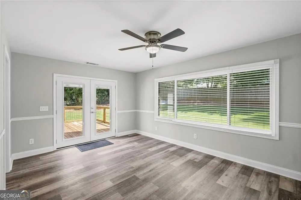 164 Dials DR Woodstock, GA 30188