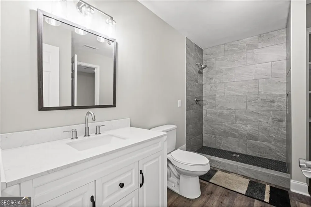164 Dials DR Woodstock, GA 30188