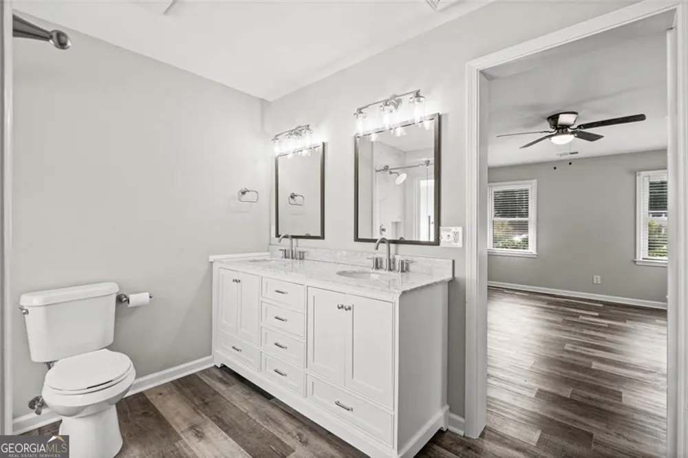 164 Dials DR Woodstock, GA 30188