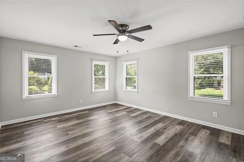 164 Dials DR Woodstock, GA 30188