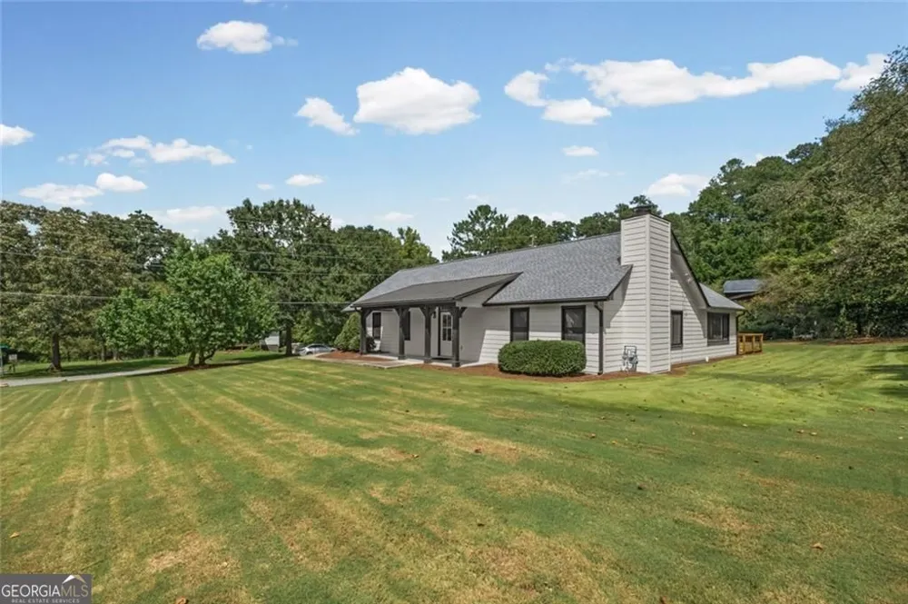 164 Dials DR Woodstock, GA 30188