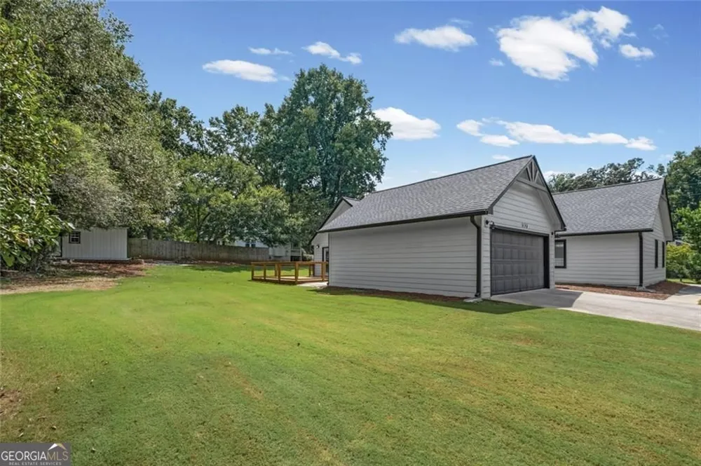 164 Dials DR Woodstock, GA 30188