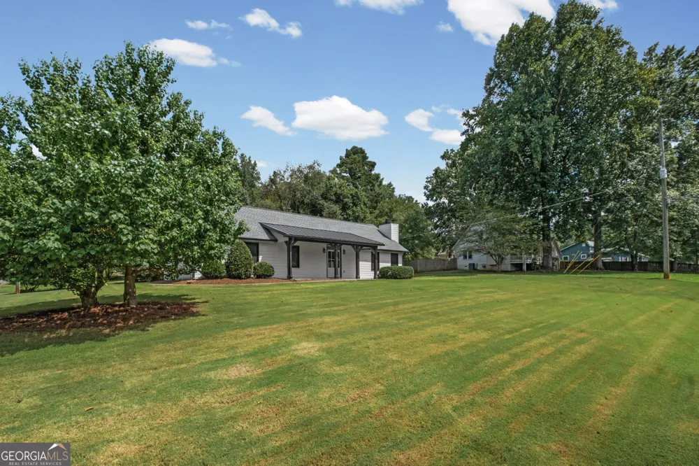 164 Dials DR Woodstock, GA 30188