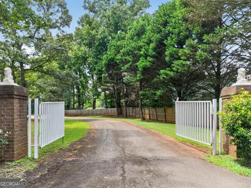103 N Hidden Lake DR Eatonton, GA 31024