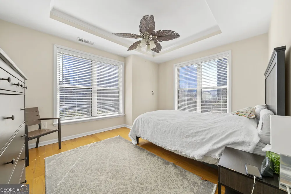 3334 Peachtree RD NE Atlanta, GA 30326