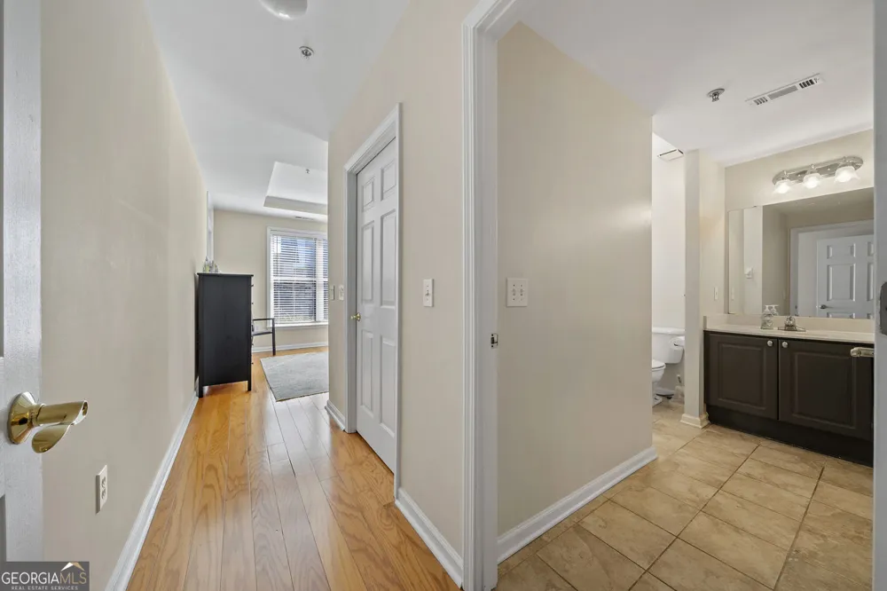 3334 Peachtree RD NE Atlanta, GA 30326