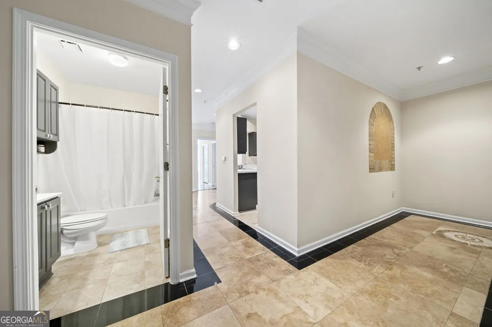 3334 Peachtree RD NE Atlanta, GA 30326