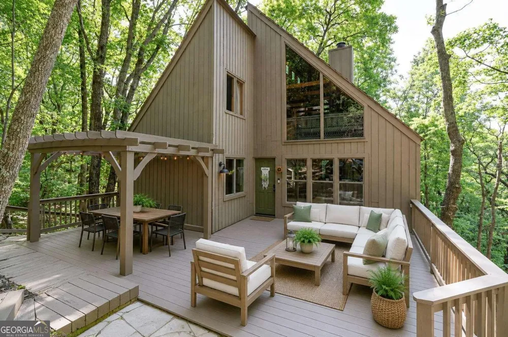 826 Woodland TRCE Jasper, GA 30143