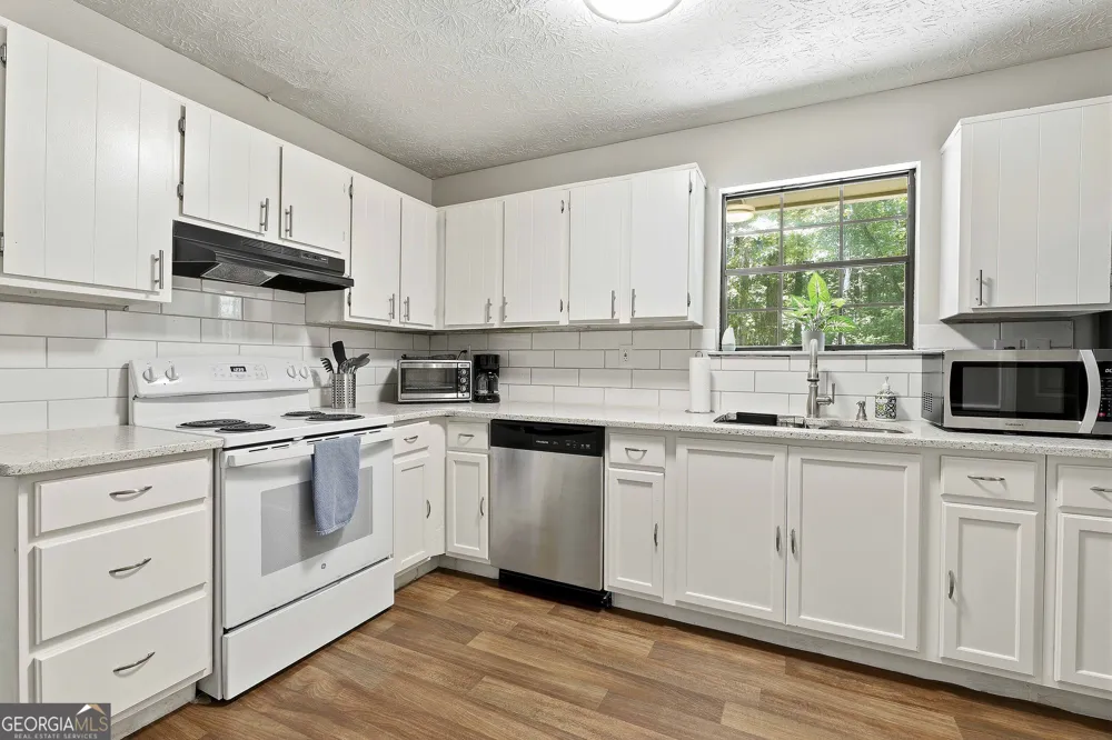 110 Clydesdale RD Peachtree City, GA 30269