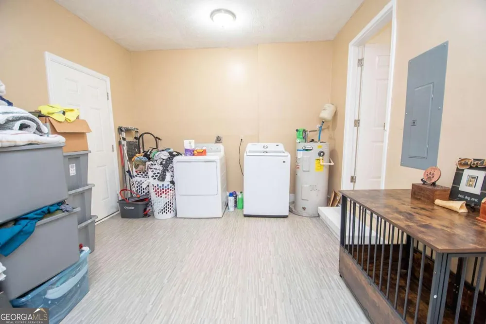 1104 Alverson RD LaGrange, GA 30241