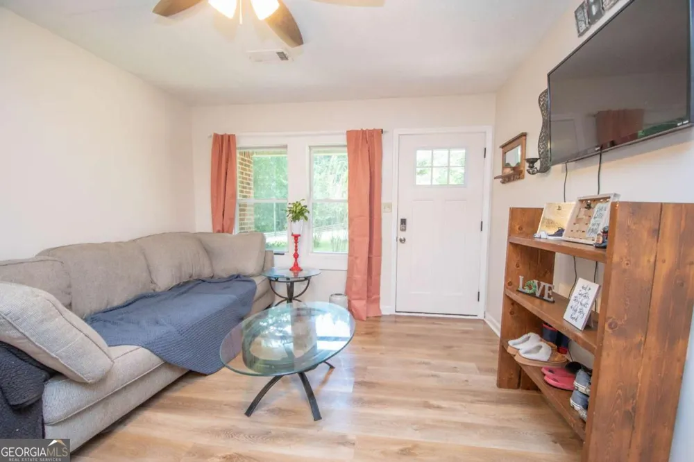 1104 Alverson RD LaGrange, GA 30241