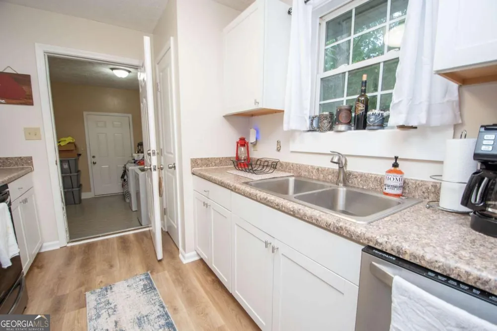 1104 Alverson RD LaGrange, GA 30241