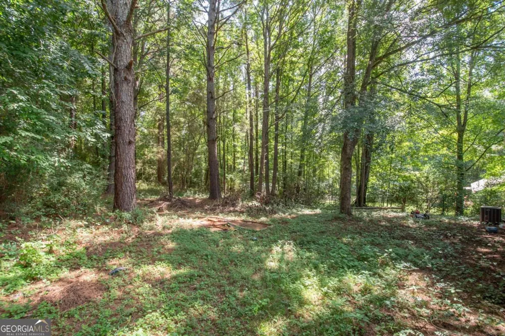 1104 Alverson RD LaGrange, GA 30241