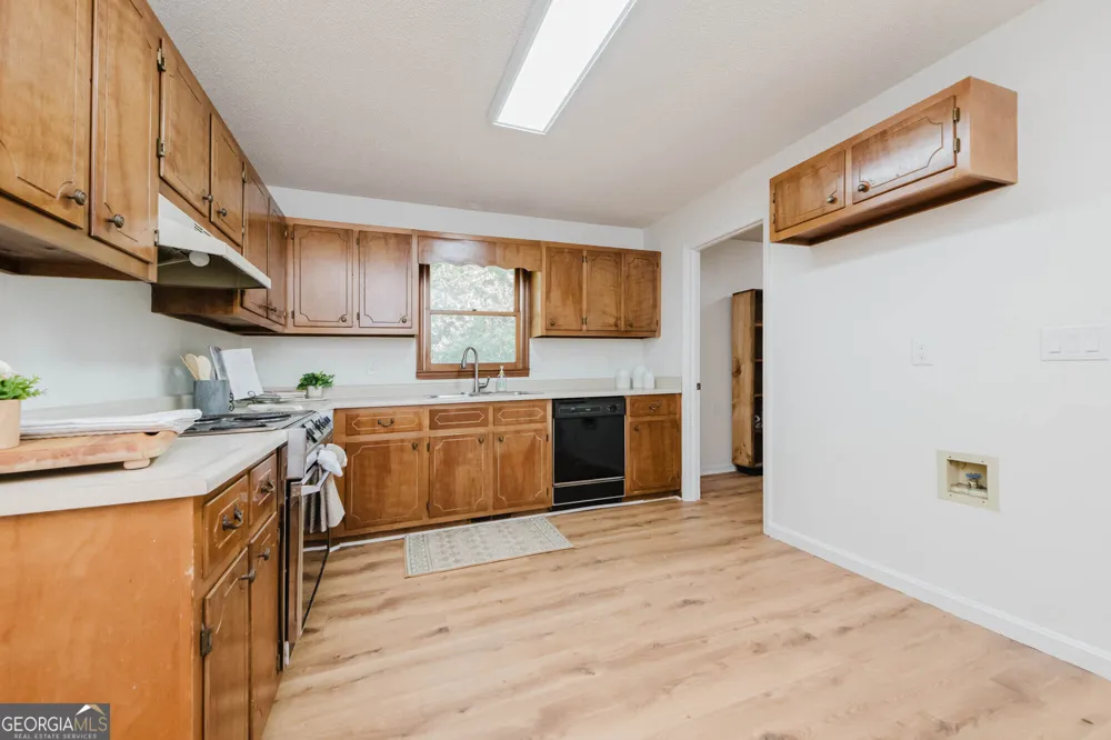109 Alpine DR Byron, GA 31008