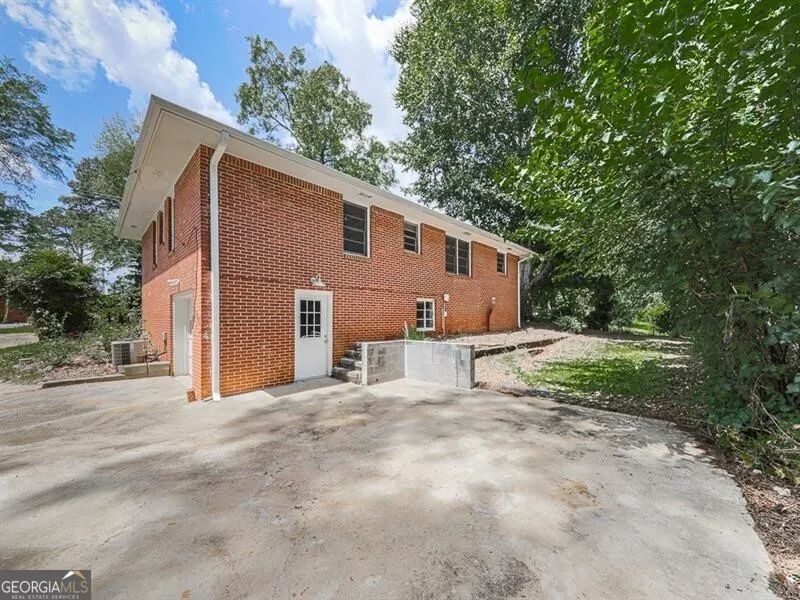 291 Sourwood DR Marietta, GA 30062