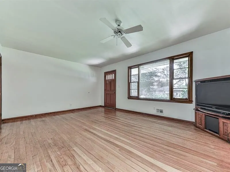 291 Sourwood DR Marietta, GA 30062
