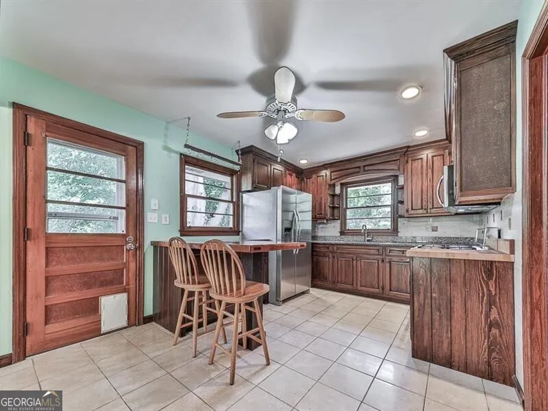 291 Sourwood DR Marietta, GA 30062