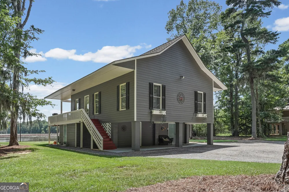 110 Sawdust Trail Cobb, GA 31735