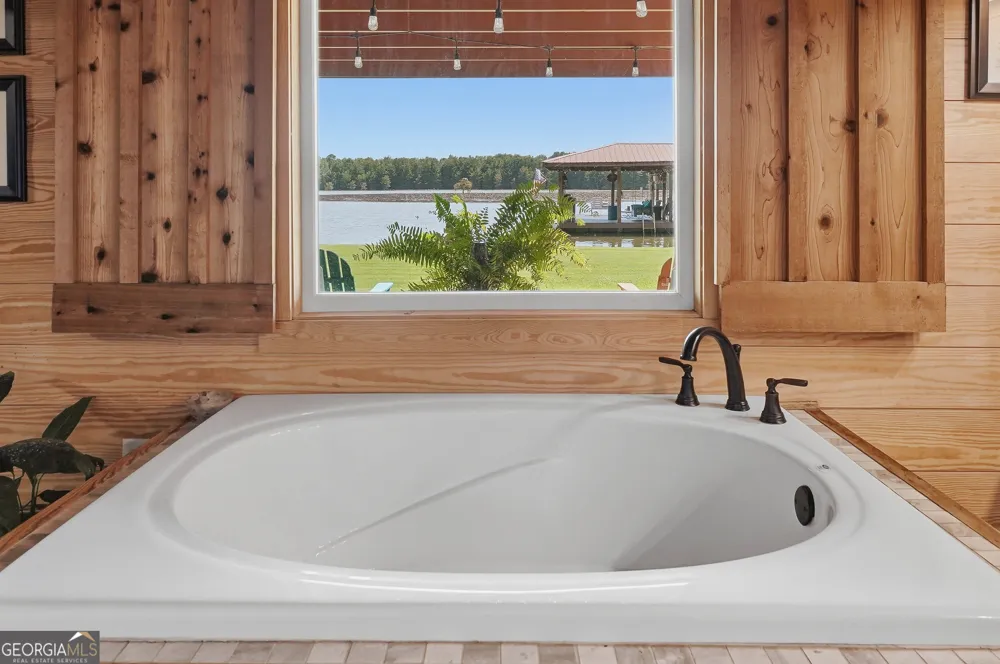 110 Sawdust Trail Cobb, GA 31735