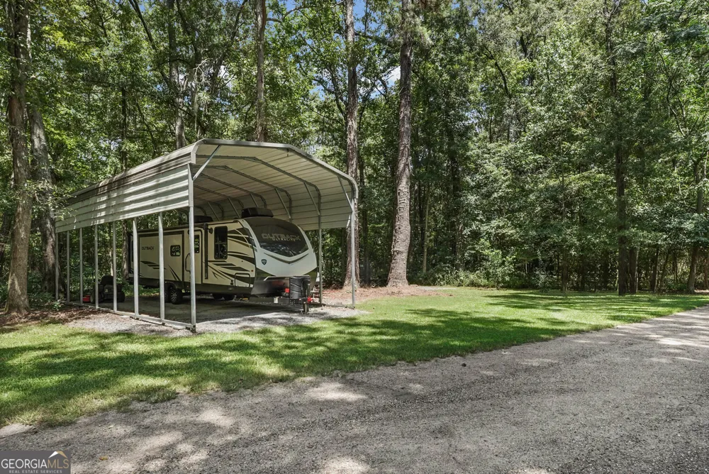 110 Sawdust Trail Cobb, GA 31735