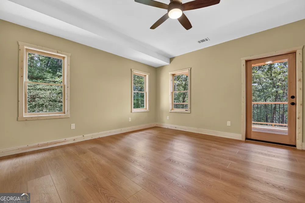 394 Blackberry CIR Ellijay, GA 30536
