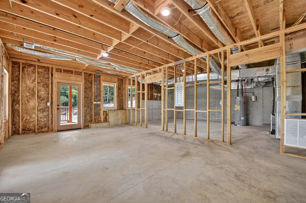 394 Blackberry CIR Ellijay, GA 30536