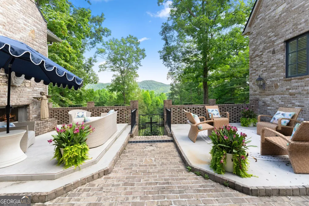 125 Crabapple CT Clarkesville, GA 30523