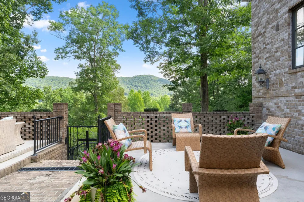 125 Crabapple CT Clarkesville, GA 30523