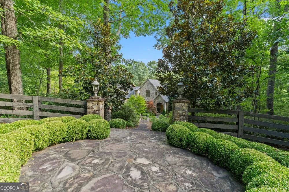 125 Crabapple CT Clarkesville, GA 30523