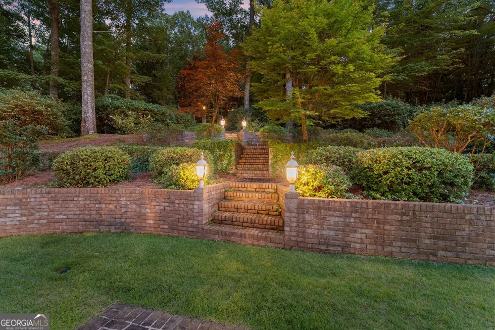 125 Crabapple CT Clarkesville, GA 30523